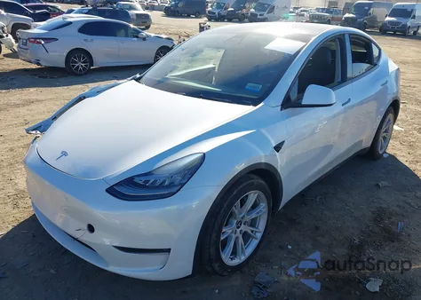 2021 Tesla Model Y Long Range Dual Motor All-Wheel Drive from USA, damaged, VIN 5YJYGDEE8MF180829